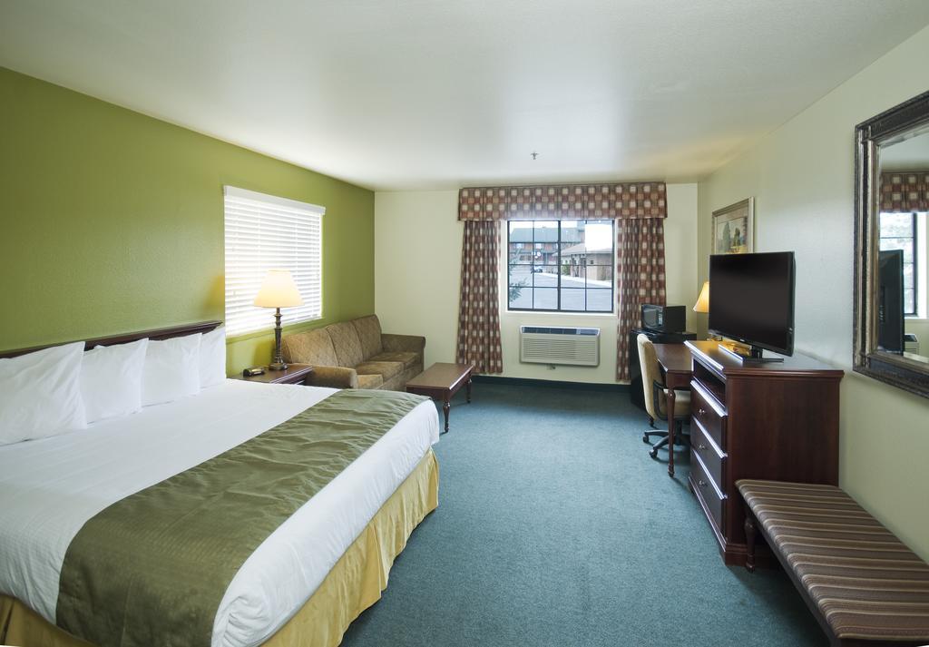 Super 8 By Wyndham Mccall Esterno foto