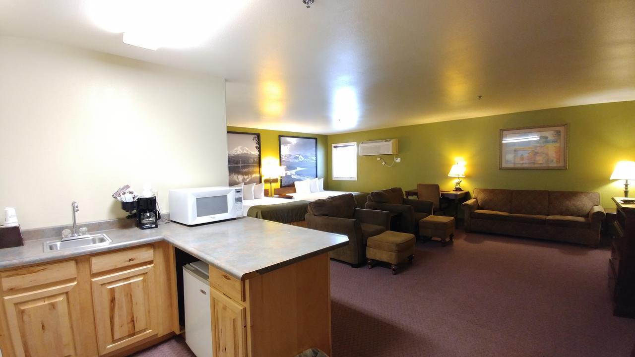 Super 8 By Wyndham Mccall Esterno foto